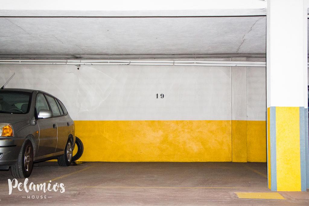 Pelamios House Apartment ซานติอาโก เด กอมโปสเตลา ภายนอก รูปภาพ